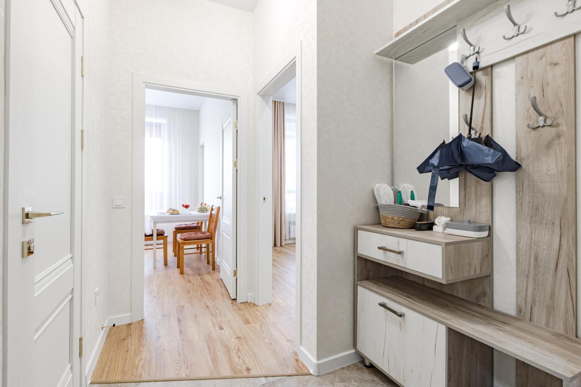центр левого берега удобно для туристов командированных Apartment *