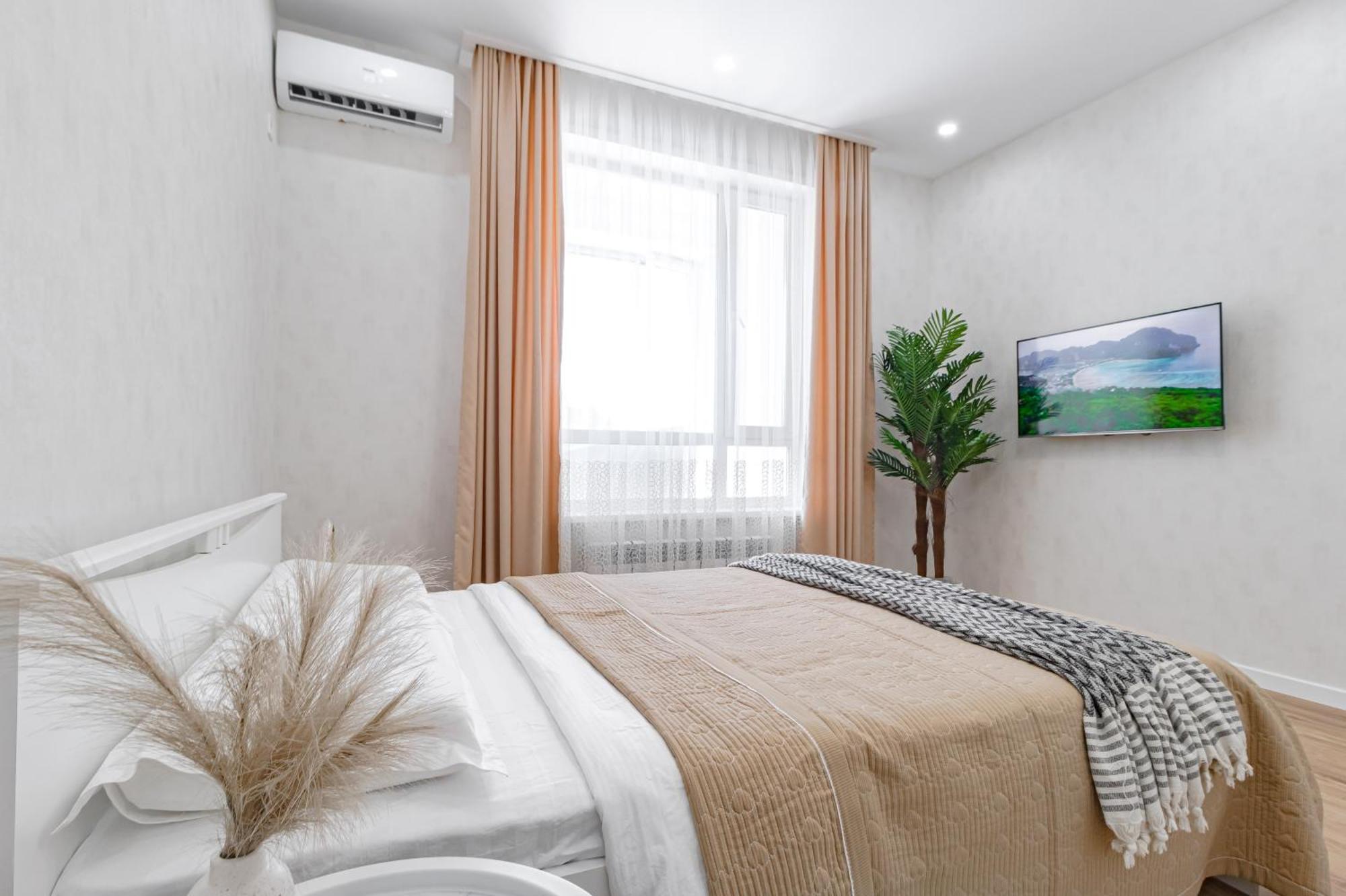 центр левого берега удобно для туристов командированных Apartment *