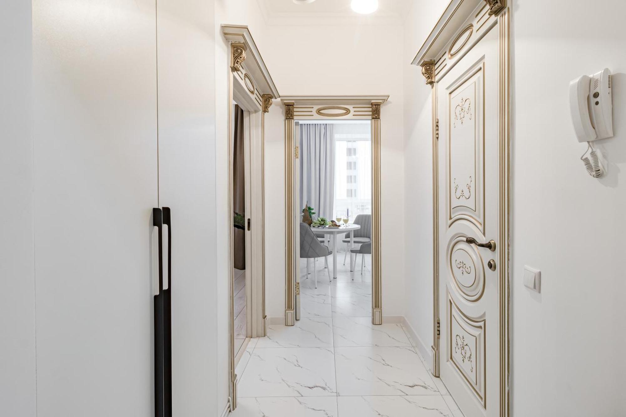центр левого берега удобно для туристов командированных Apartment